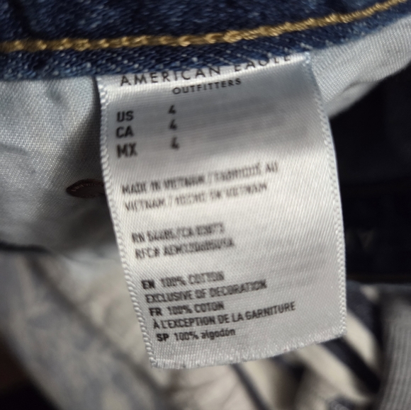 American Eagle Outfitters Light Blue Distressed Denim Shorts - Picture 2 of 2